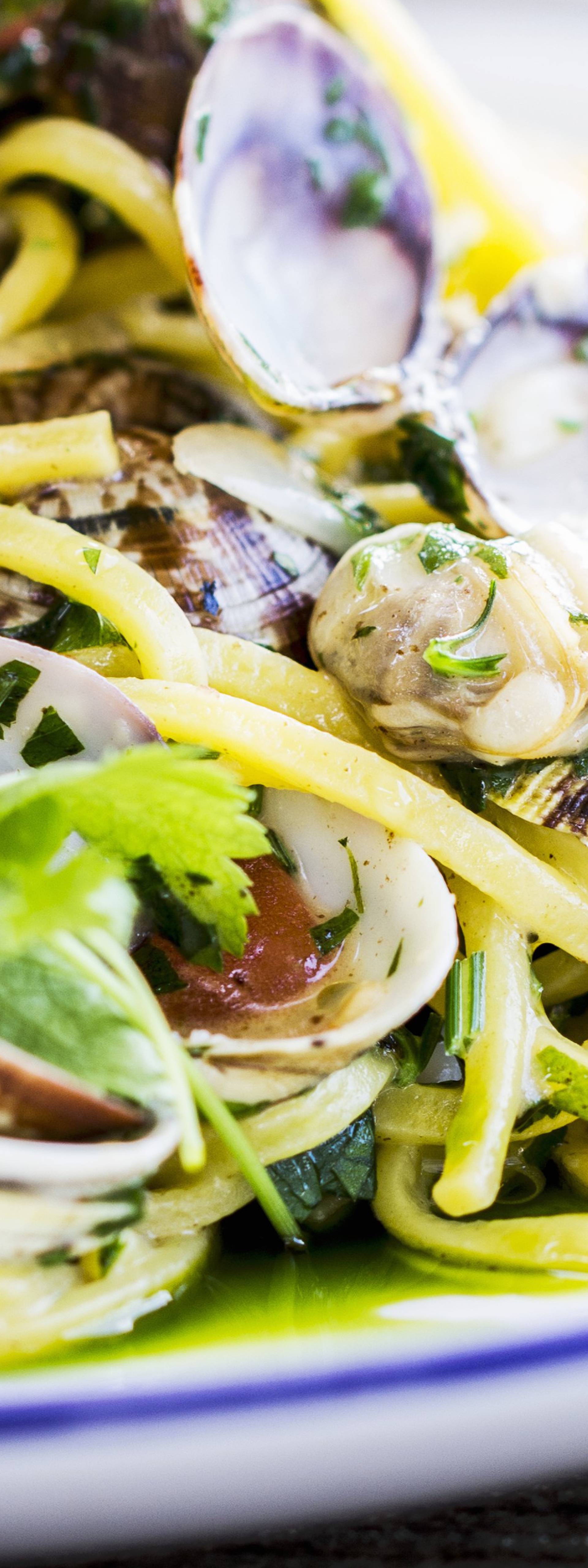 Linguine with shellfish