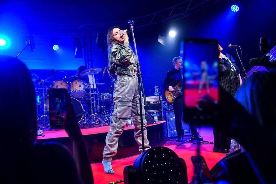 Zagreb: Severina nastupila na Fashion & Friend partyju