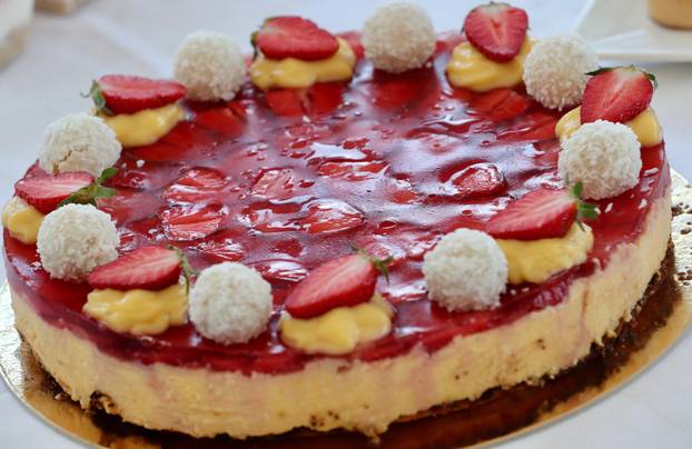 Održana je manifestacija Dani jagoda u Vrgorcu