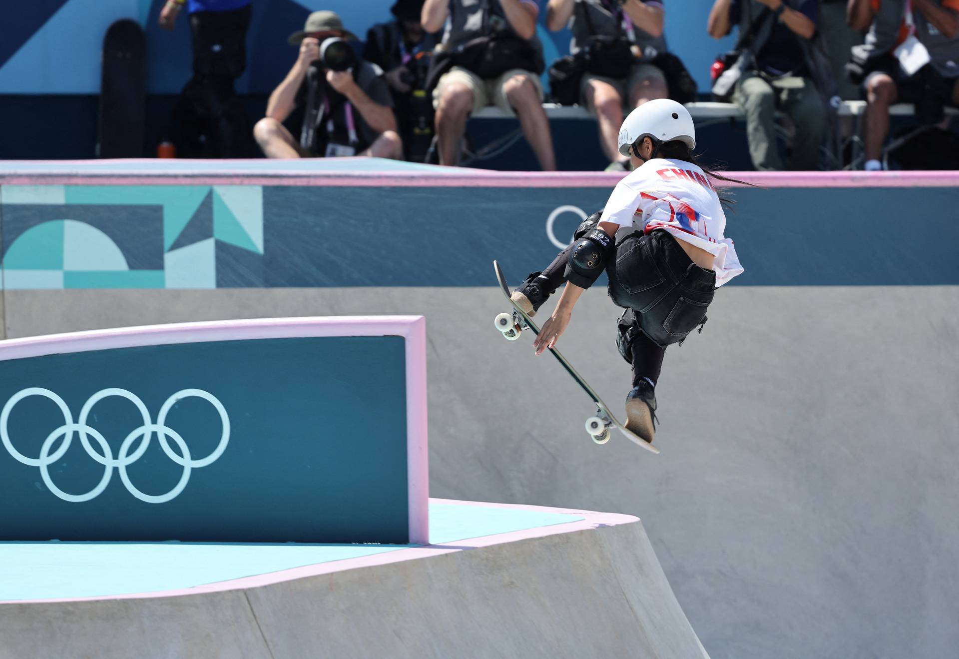 Skateboarding - Women's Park Prelims