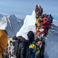 Turisti se vraćaju na M. Everest: Od potresa u kojem je poginulo 126 ljudi prošlo dva mjeseca