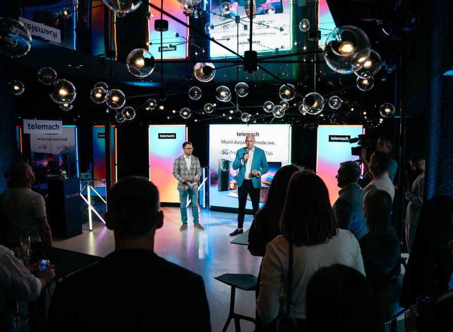 Telemach predstavio novi 5G telefon, a odsad imaju i tablet