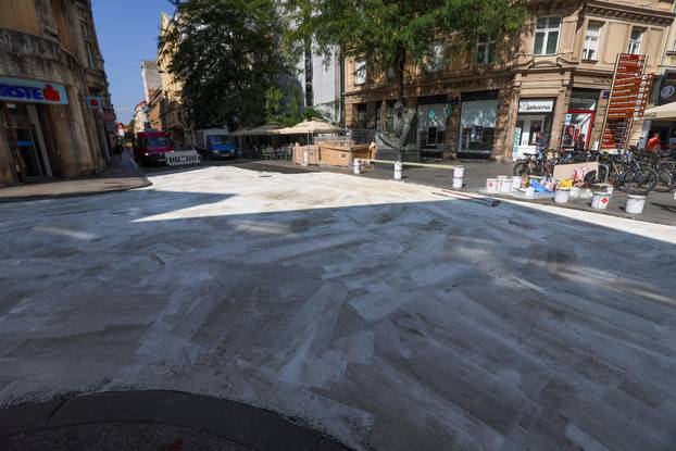 Zagreb: Slaven Kosanović - Lunar obnavlja svoje "mace" na križanju Tesline i Masarykove