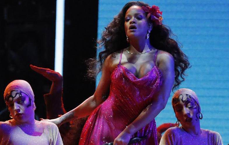 Poduzetna Rihanna: Pokazala kolekciju  seksi donjeg rublja