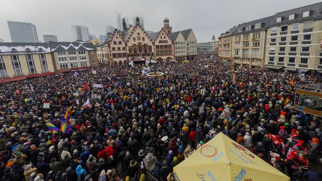 Demonstrations against right-wing extremism - Frankfurt/Main