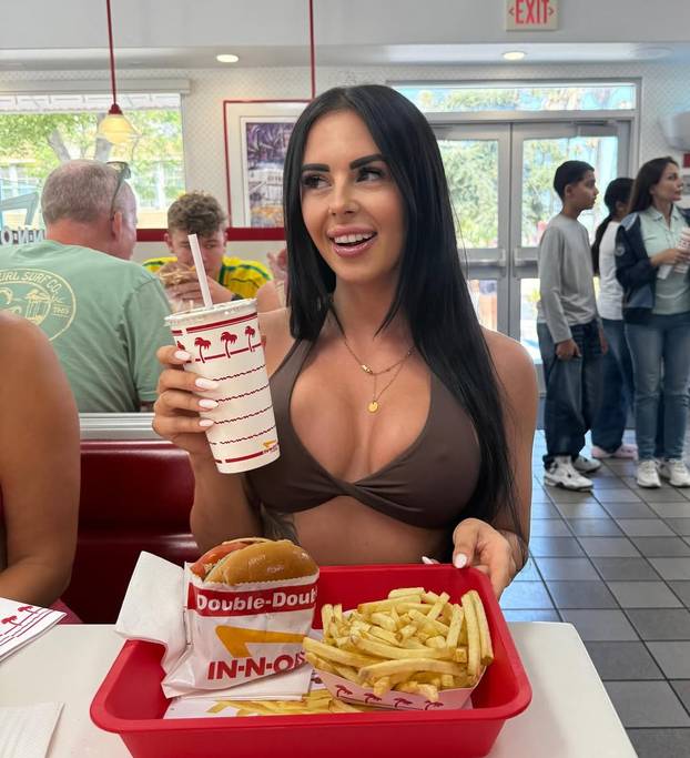 Najzgodnija čuvarica u zatvoru: 'Žene zatvorenika su me mrzile, a sada zarađujem dvostruko'