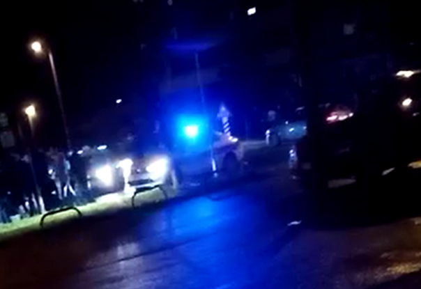 Video: 'Policajci su ispresavijali čovjeka i strpali u automobil'