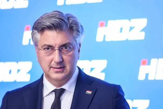 Zagreb: Andrej Plenković održao je konferenciju za medije nakon sjednice Predsjedništva HDZ-a