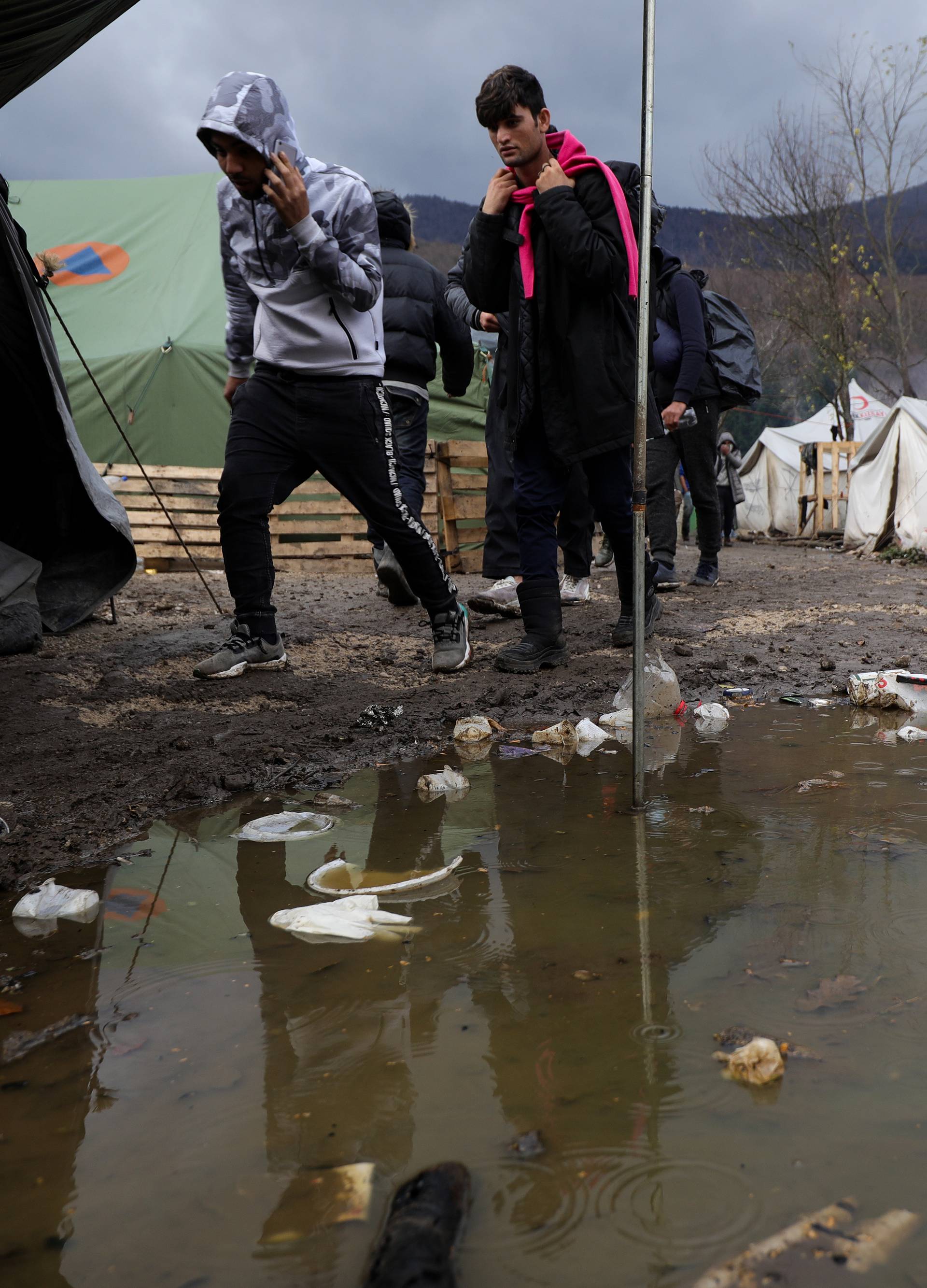 Žele preživjeti igru: 'Sudbine svih nas u rukama su AliBabe'