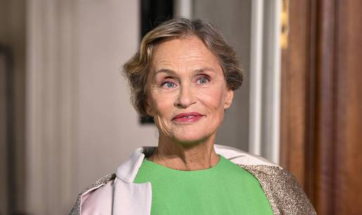 Bivši model Lauren Hutton sa 78 godina u toplesu je pozirala za naslovnicu poznatog časopisa