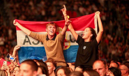 Evo kako je bilo na koncertu 'Domu mom' u Areni Zagreb
