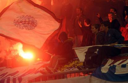 Torcida palicama u Zagrebu napala Zenitove navijače?