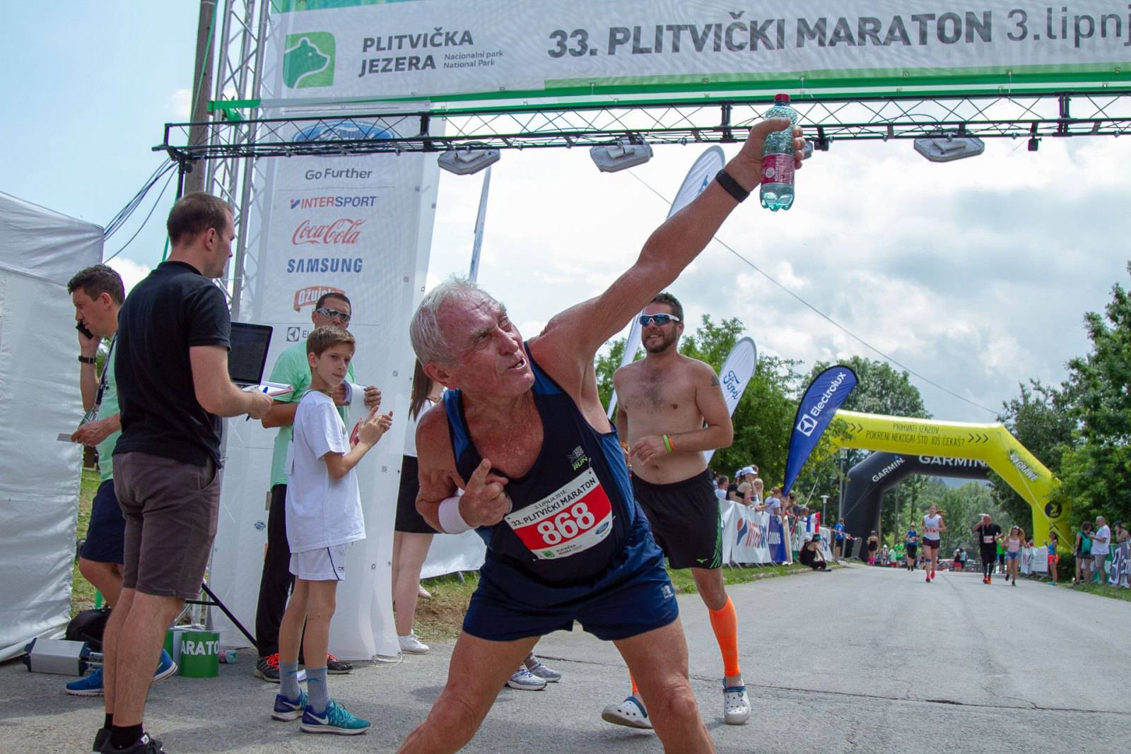 Državni prvaci  u maratonu su Milorad Vojvodić i Matea Hačić