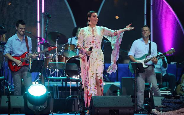 Vela Luka: Održan koncert "Trag u beskraju" posvećen Oliveru Dragojeviću