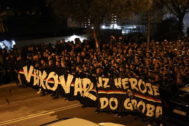 Split: Održan mimohod Torcide za Vukovar