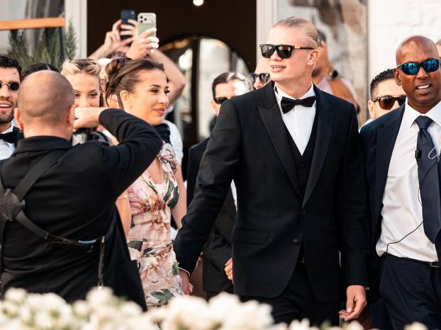 Locorotondo (Bari), Italy. 24 July 2026. Erling Haaland arrives at the wedding ceremony of Italy and Manchester City goalkeeper Gianluigi Donnarumma and Alessia Elefante at the Church of San Giorgio Martire in Locorotondo, southern Italy. Photo by Mattia 