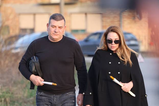 Prijatelji i kolege pružaju podršku Darku Laziću i njegovoj obitelji nakon smrti njegovog brata, Dragana