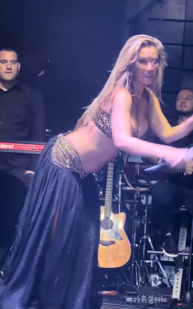 FOTO Vatrena Tea Tairović rasplesala publiku: 'Možemo li kod tebe na instrukcije?'