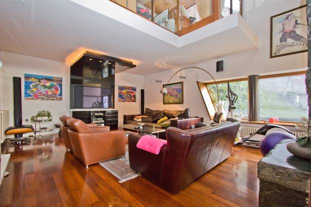 U Zagrebu se prodaje hit vila! '4 etaže, nagrađena je vani i u Hrvatskoj'. Ovo joj je cijena