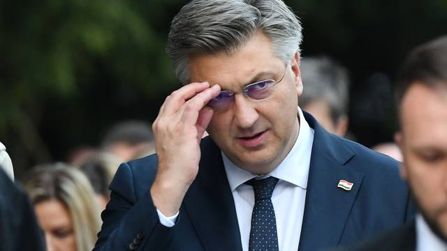 Vinica: Premijer Andrej Plenković obišao Arboretum Opeku