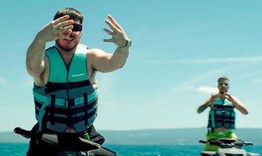 Grše i Peki pokorili su glazbene ljestvice s 'Balalajkom': Pjesma je zaludila publiku. Pravi hit!