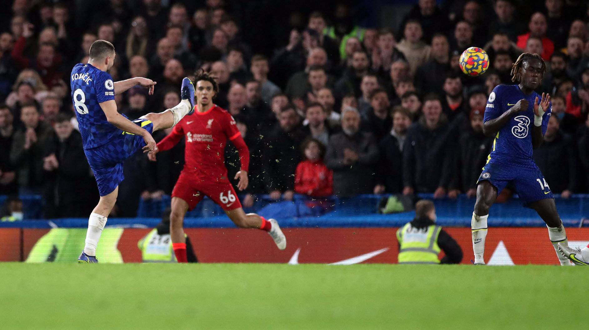 Premier League - Chelsea v Liverpool