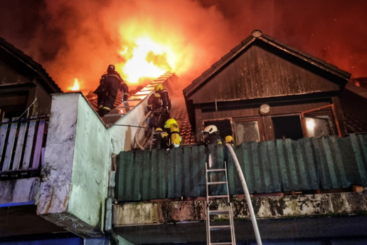 VIDEO U&zcaron;as u Budimpe&scaron;ti: U po&zcaron;aru poginulo &ccaron;etvero ljudi