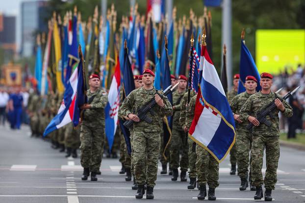 Zagreb: Generalna proba sve?anog vojnog mimohoda