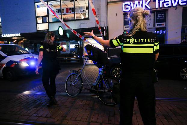 Dutch celebrity crime reporter Peter R. de Vries shot and seriously injured in Amsterdam