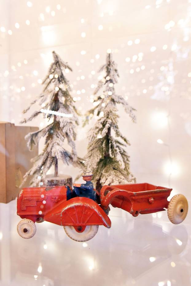 Varaždin: Izložba starih igračaka