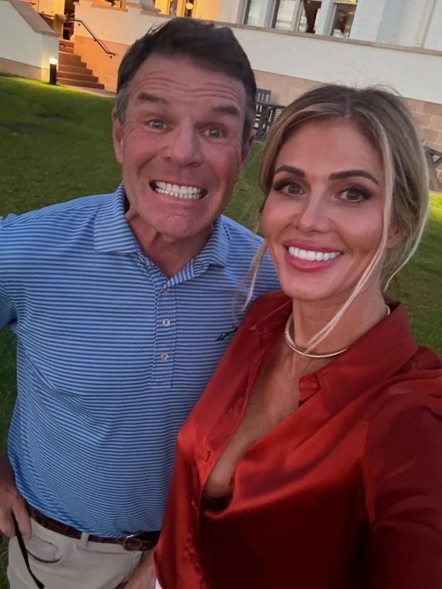 Mamma mia! Evo kako bivša kečerska zvijezda izgleda u 51.