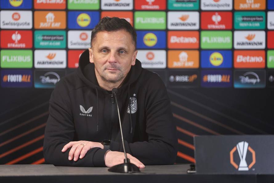 Herning: Konferencija za medije nakon susreta Midtjyllanda i Dinama