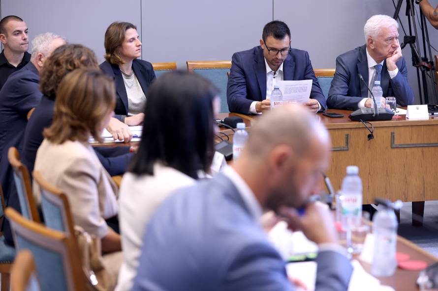 Zagreb: Odbor za zaštitu okoliša i prirode o prijedlozima predsjednika za rješavanje problema otpada u Lici