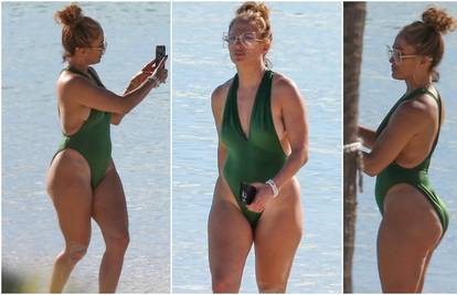 'Procurile' su nove fotke J.Lo na plaži: Paparazzi su je razotkrili