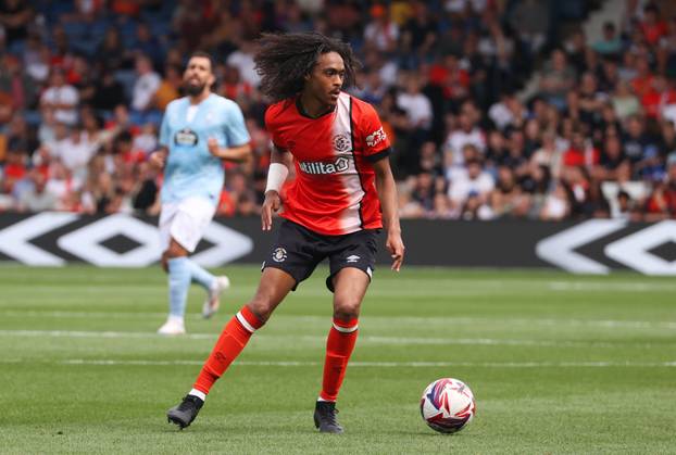 Luton Town v Celta Vigo - Pre-Season Friendly - Kenilworth Road