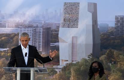 Barack Obama položio kamen temeljac za predsjednički centar