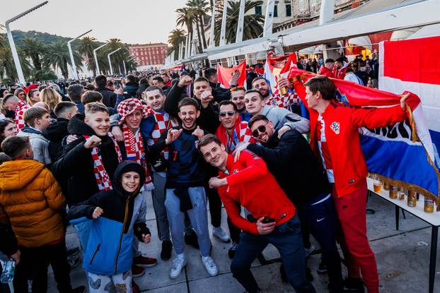 Split: Atmosefra na splitskoj rivi uoči početka utakmice UEFA Lige nacija Hrvatska - Francuska