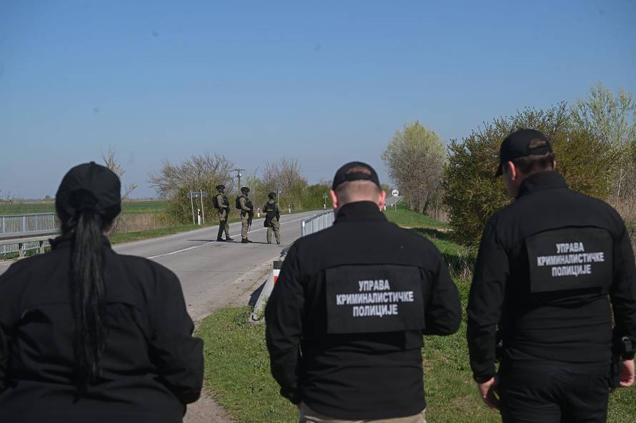 Šef vojnih obavještajaca: 'Znali smo da će jedan od migranata pokušati diverziju, tražimo ga'