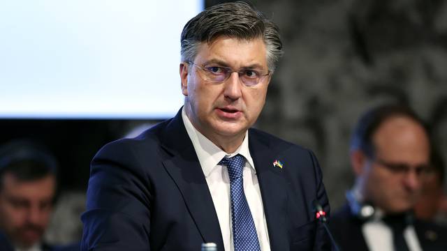 POOL - Zagreb: Predsjednik Ukrajine, Zelenski, obratio se sudionicima summita Međunarodne krimske platforme u NSK