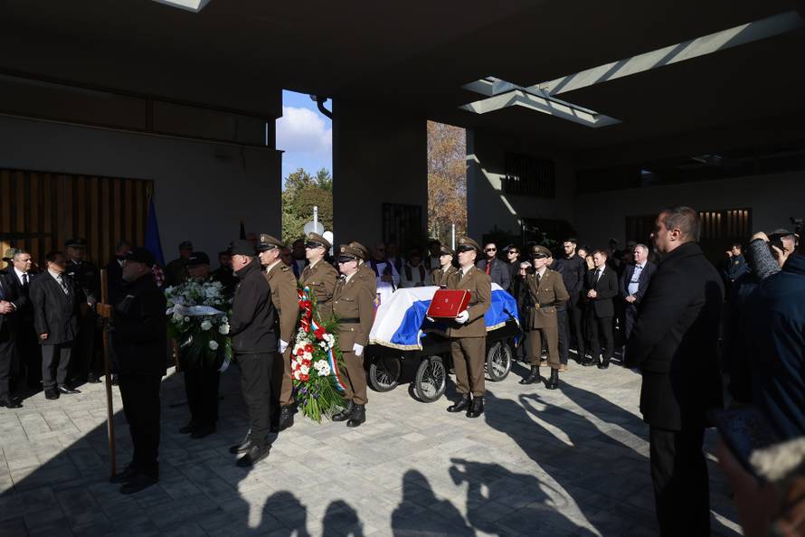 Vukovar:  Posljednji ispraćaj  Jean-Michela Nicoliera