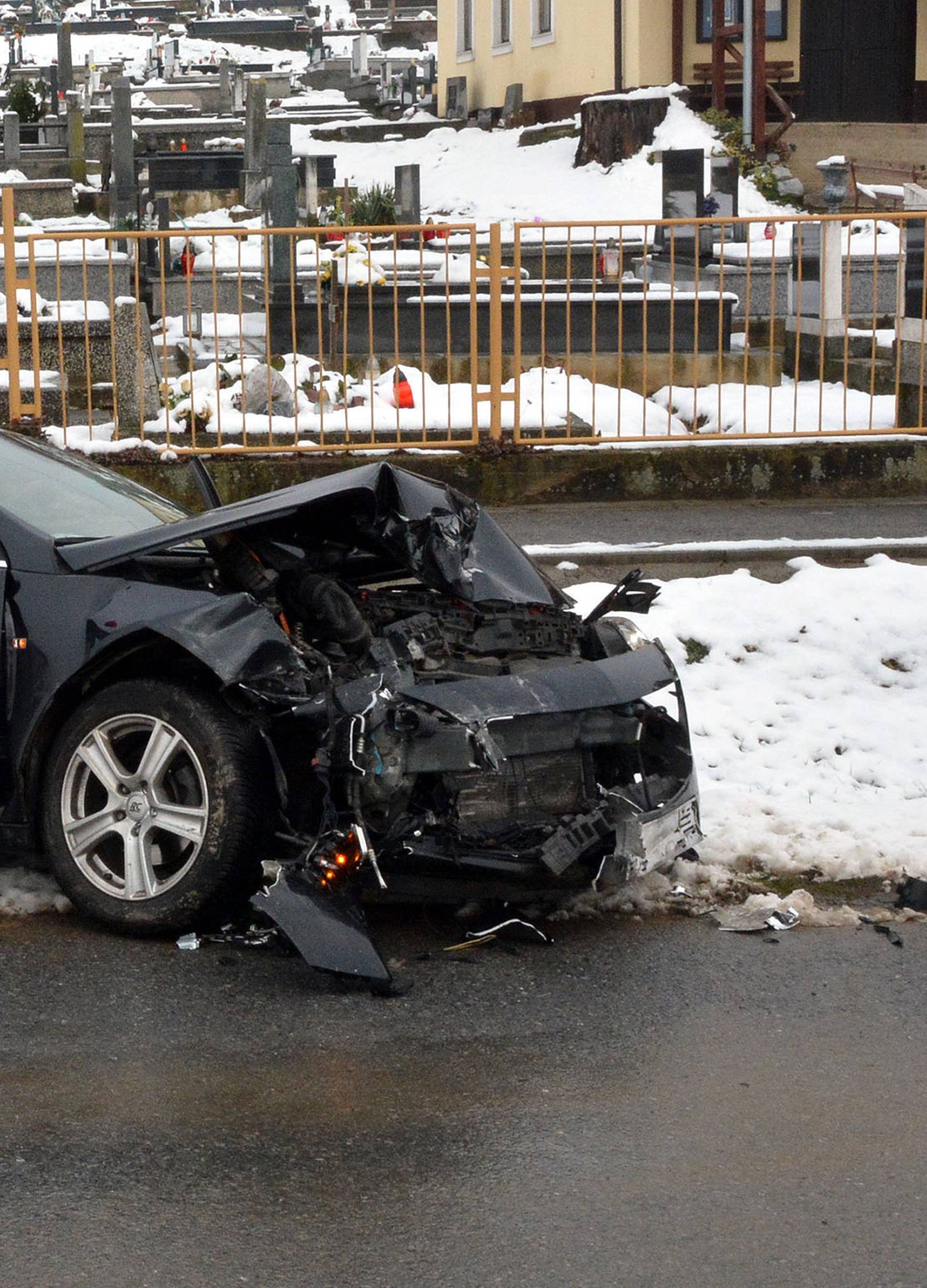 Nesreća kod Sl. Broda: Prednji kraj Opela u potpunosti uništen