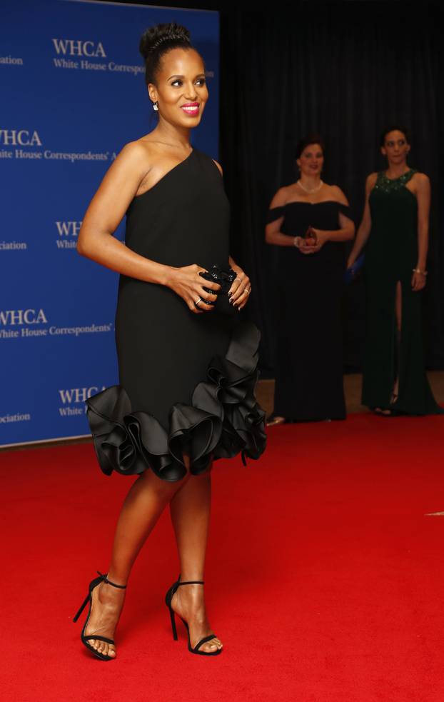 Actress Kerry Washington arrives on the red carpet for the annual White House Correspondents Association Dinner in Washington