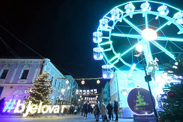 Bjelovar: Grad nikad ljepši u blagdanskom ruhu, a i advent je naraskošniji ikad