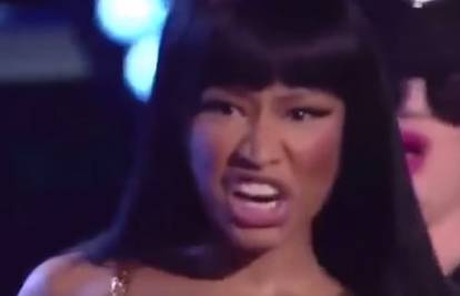 'Ova ku**a priča o meni': Nicki Minaj se obrušila na M. Cyrus