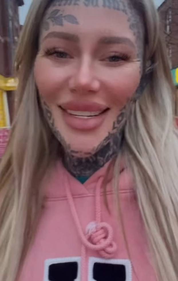 FOTO Becky ponestaje mjesta za tetovaže: Najbolnije mjesto za tetovažu? Nije ono što mislite...