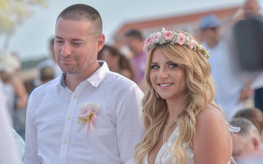 Ražanac: Vjenčanje para iz showa 'Ljubav je na selu', Valentine i Vatroslava