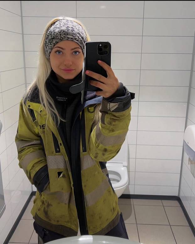 FOTO Plavokosa ljepotica radi na naftnoj platformi: Ljude to šokira! Dižem se u četiri ujutro