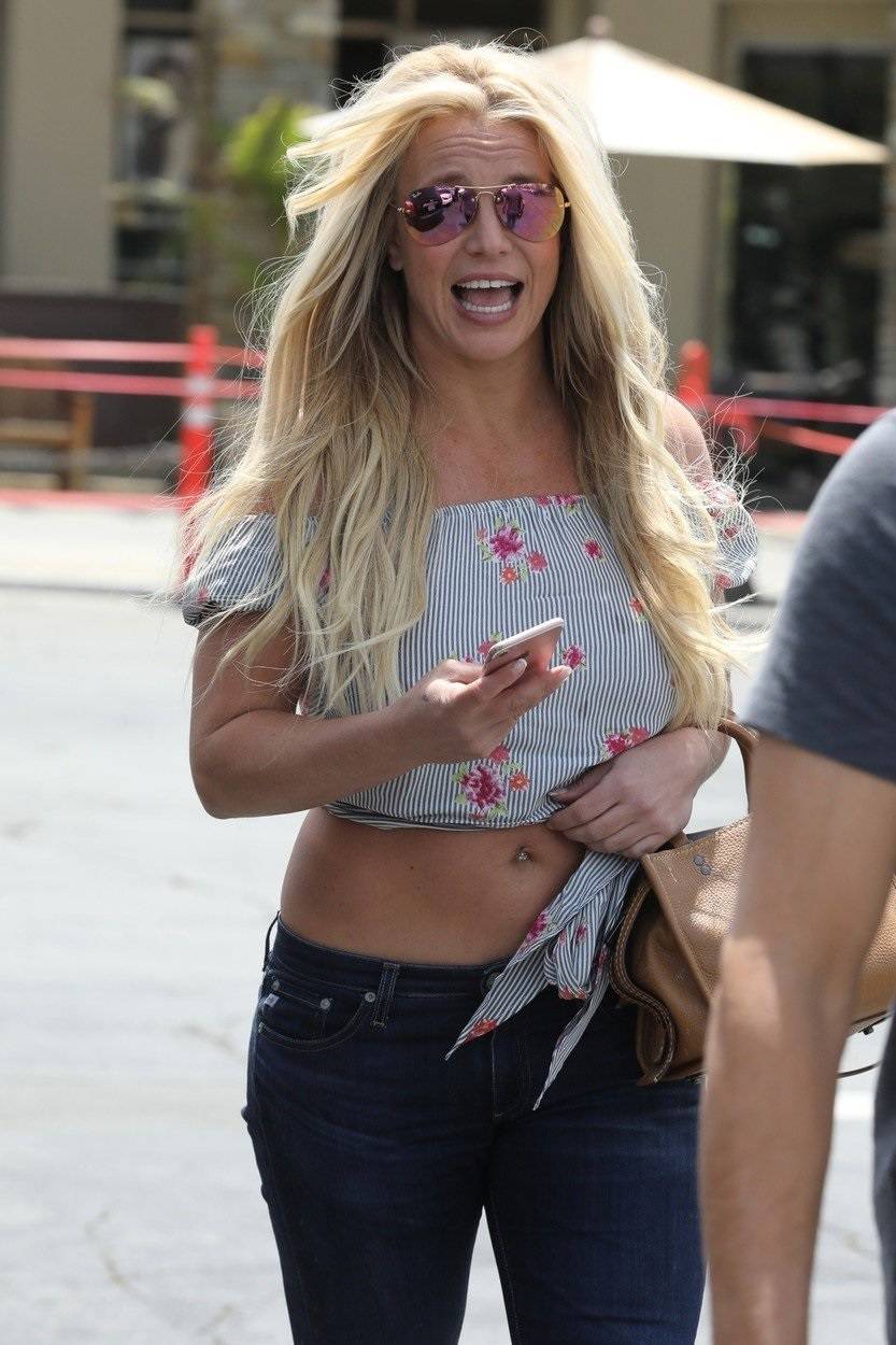 *EXCLUSIVE* Britney Spears looks happy and healthy while out running errands