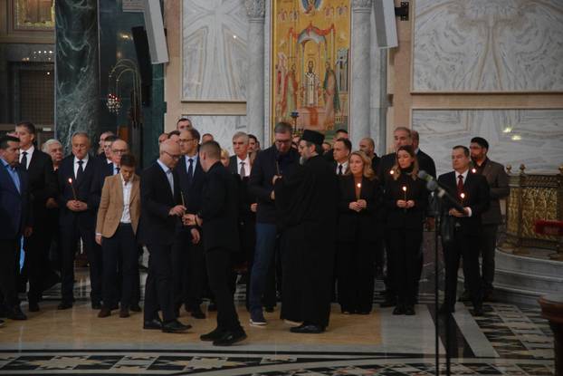 Molitva za sve poginule u padu nadstrešnice u Novom Sadu