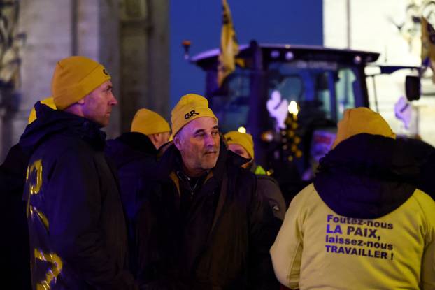 Protest against the government's handling of the EU-Mercosur free trade agreement and the handling of the lumpy skin disease outbreak, in Paris
